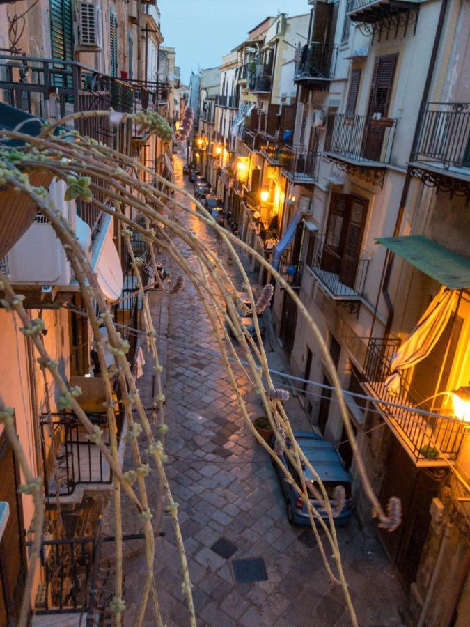 Le Vie Di Ballaro Home Palermo Exterior photo